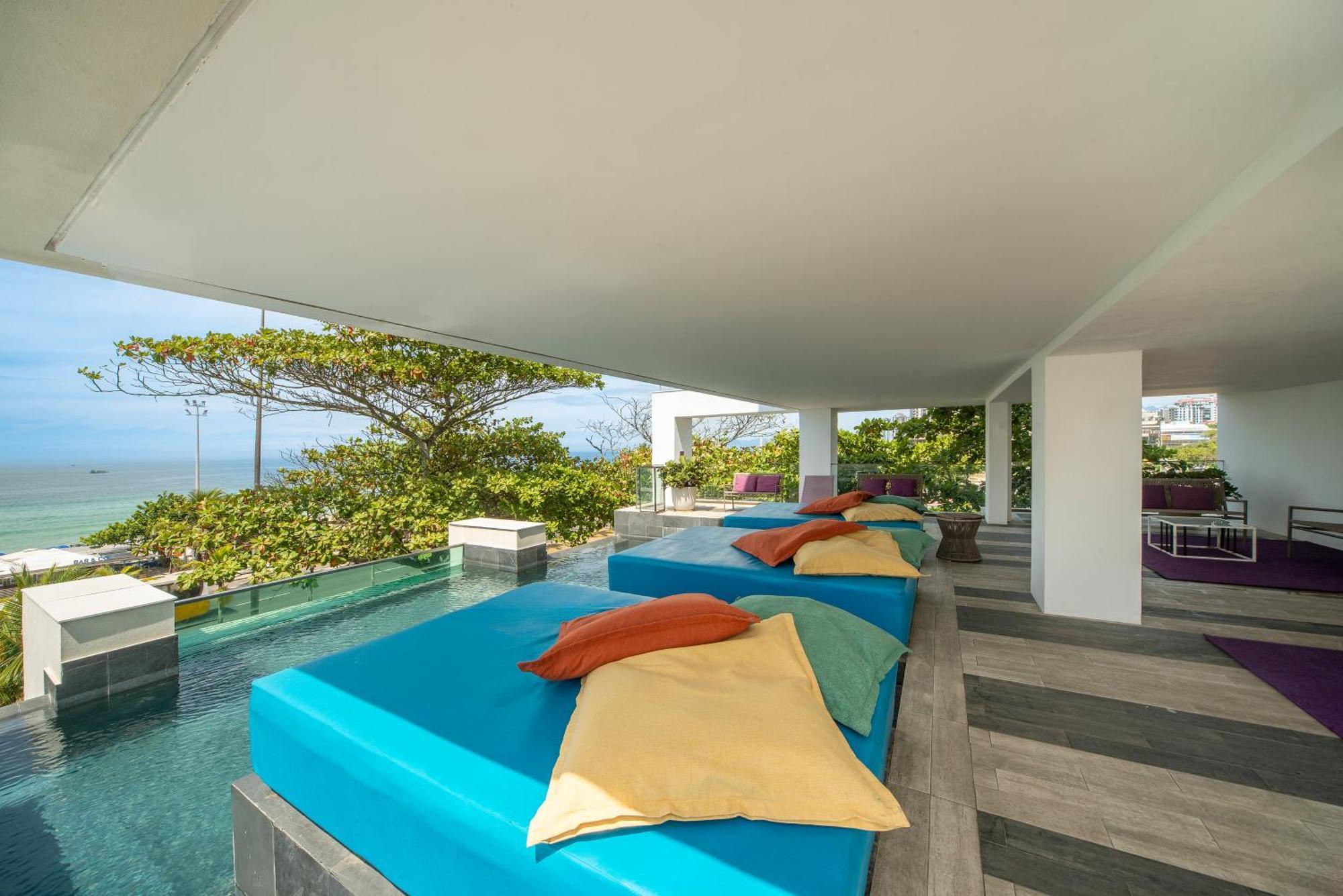 Lifestyle Laghetto Collection Hotel ริโอเดจาเนโร ภายนอก รูปภาพ The pool at the W Hotel in Cancun