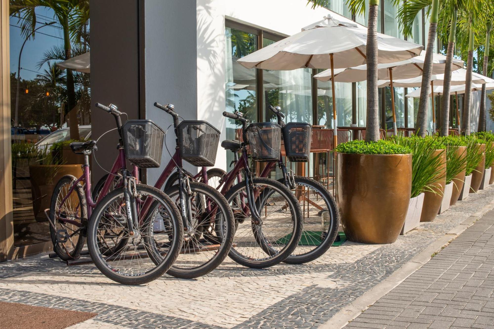 Lifestyle Laghetto Collection Hotel ริโอเดจาเนโร ภายนอก รูปภาพ Bicycles at the Four Seasons Hotel, Miami